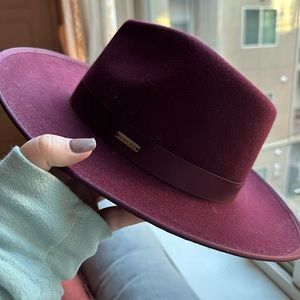 Gigi Pip Monroe Wine Hat